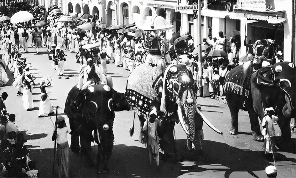 History of Kandy Esala Perahera